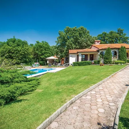 Awesome In Belavici With Sauna Hreljici